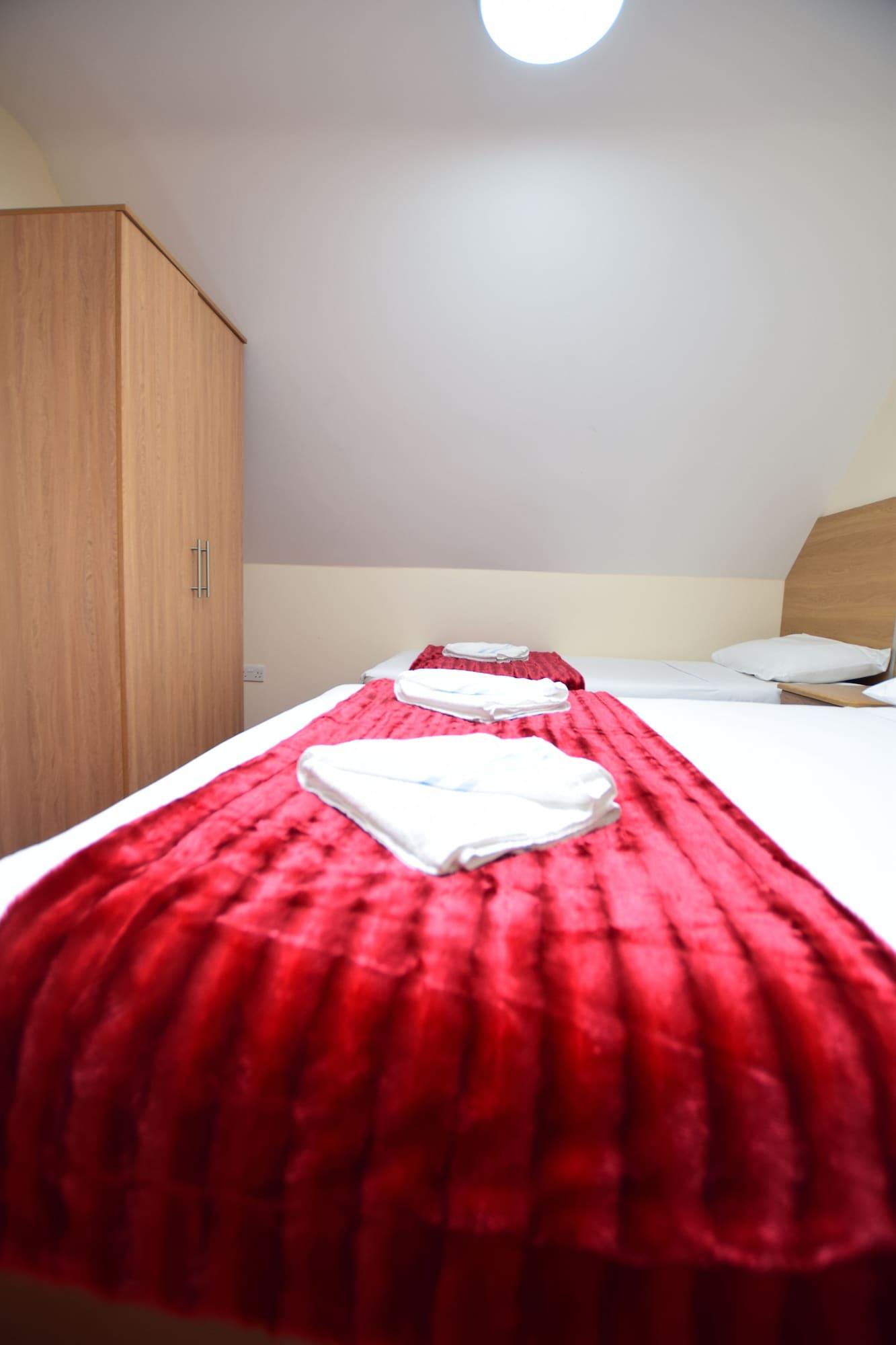 Park Hotel Илфорд Экстерьер фото