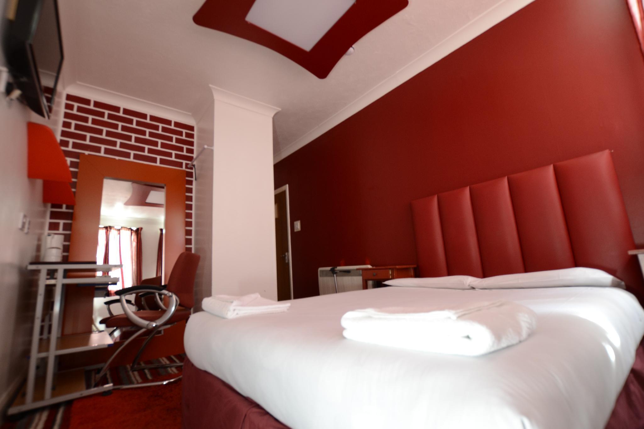 Park Hotel Илфорд Экстерьер фото