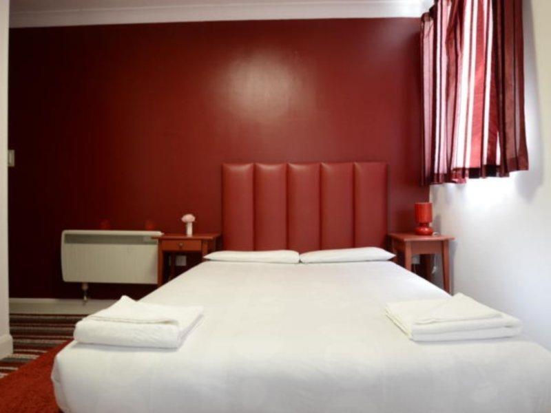 Park Hotel Илфорд Экстерьер фото